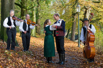 Ordongos met dansers